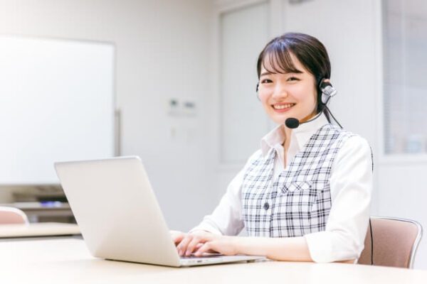 女性