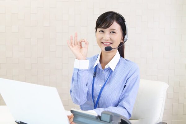 女性　インカム